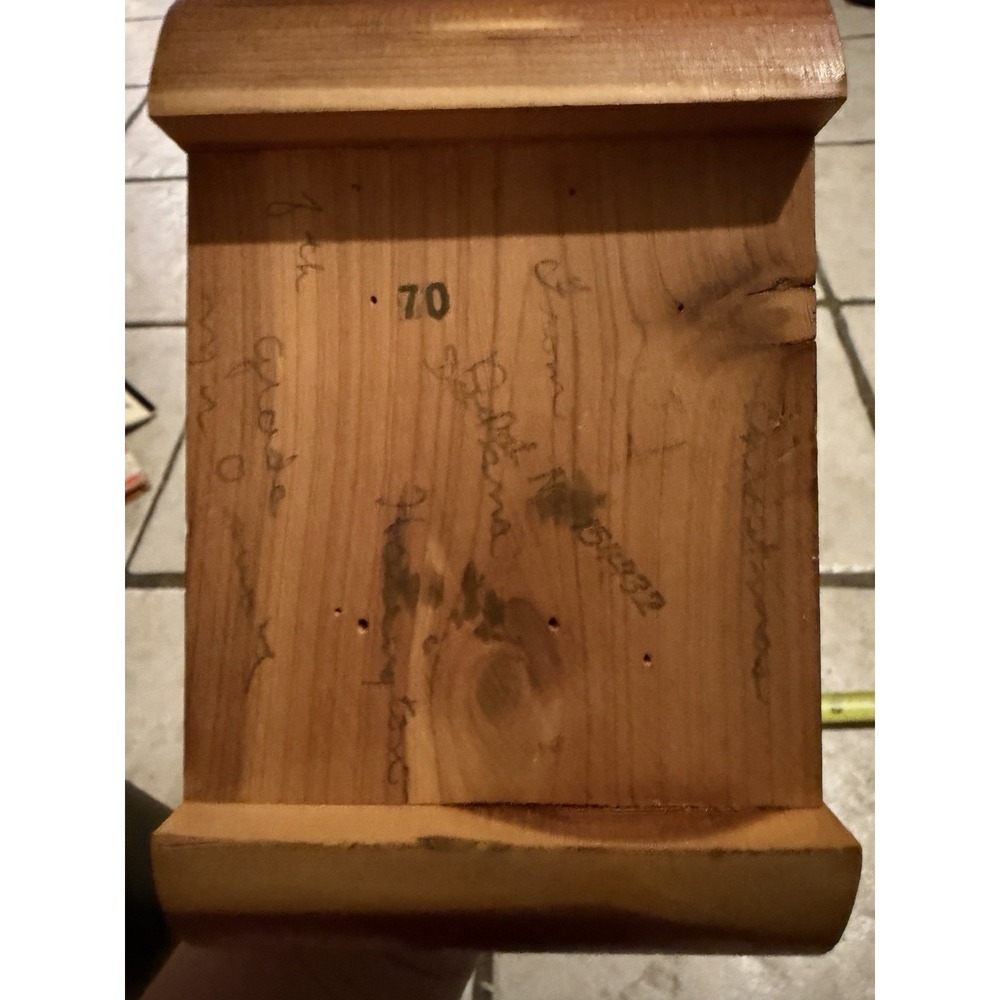 Vtg MidCentury Cedar Rounded Hinged Trinket/keepsake /Jewelry Box Dated 1951 - Picture 5 of 6